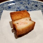 Tempura Asanuma - ハトシ・塩と海老、純米酒を加えて練ります