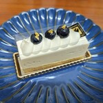 霧笛楼 元町仏蘭西菓子店 - フォンダンフロマージュ