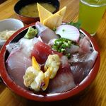相浜亭 - 海鮮丼　\950