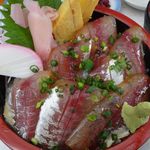 相浜亭 - 分厚いアジが7切れも