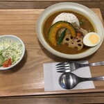 Achi Terasu 102 Soup Curry Dining - 手羽元スープカレー【2023.11】
