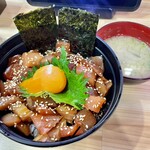 九州すし市場 - 漬けまぐろ鉄火丼