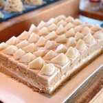 un plato - 洋梨のショートケーキ＠紅茶ジェノワーズと洋梨のケーキ