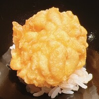 江戸前晋作 - 白子。ご飯の上に乗っけて混ぜ混ぜします