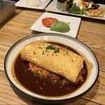 ビストロカフェ レディース&ジェントルメン - チーズロールスフレのオムライスはリピート確定。