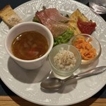La Taverna COVO - 秋ランチ 税込1500円の前菜盛り合わせ