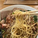 虎 Kitchen - あぐーSP台湾らーめん（麺リフト）