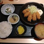 大宮横丁酒場 - カキフライ定食 ¥750（税別）
