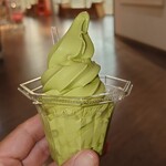 新井園本店 - 抹茶ソフトクリーム430円