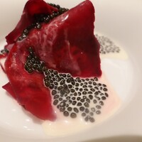 CYCLE by Mauro Colagreco - ビーツ　キャビア