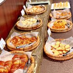 パティスリー＆ブーランジェリー ラ・パルム・ドール - パンコーナー