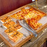 パティスリー＆ブーランジェリー ラ・パルム・ドール - 明太子トースト、ピザパン