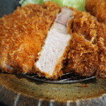 Tonkatsu Fumiya - とんかつ断面アップ