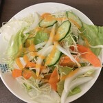 HUJRA HALAL FOOD & RESTAURANT - サラダ