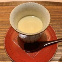 室町 唯 - 