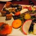 オステリアエンメ - 2013年11月　前菜とサラダの盛り合わせ2人前