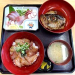 みなと食堂 - かんぱち漬け丼定食（頭アラ炊き、味噌汁、香物）＋ブリヒラ刺身