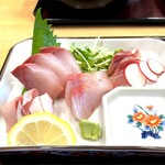 Minato Shokudou - このみなと食堂でしか食べれないブリ（♀）×ヒラマサ（♂）＝【ブリヒラ】