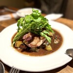 SARU Apero Bistro - 鴨ムネ肉のロースト