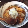 麺人 - 醤油らーめん  740円