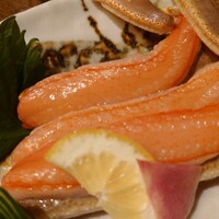 カニとフグの専門店 福島かにふぐ家 - かに刺し   これは美味しいに決まってる！フォルムも美しい！