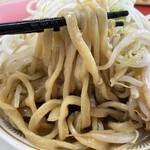 ラーメン もっけだの - 『朝食セット(ラーメンニンニク野菜マシマシ)』の麺