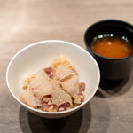 USHIGORO S. - 白トリュフと牛ヒレの土鍋ご飯