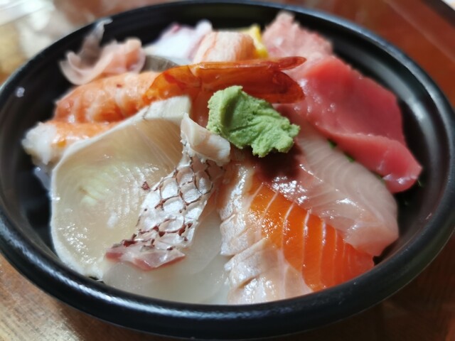 佐藤魚店 - 赤湯（海鮮丼）の写真