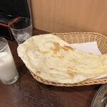 Su-Pu Kare- Ando Indonepa-Ru Kare- Namasute - おかわりナン無料とセットのドリンク