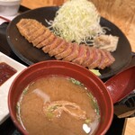 牛かつ･牛煮込み 鈴乃家 - 