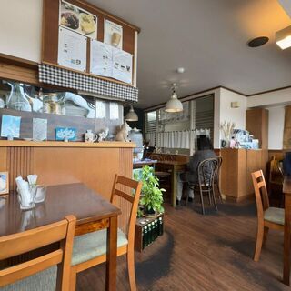 食堂とカフェ ピナータ_2