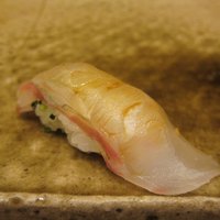 銀座 久兵衛 帝国ホテル大阪店 - ひらめ
