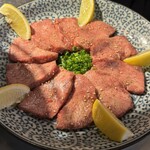 たまには焼肉マルヒ - 