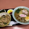 新華楼 - 料理写真:ラーメンセット(日替わりミニ丼)