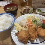 串正 - 魚フライ定食(¥800)