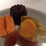 エクアトゥール - アップです