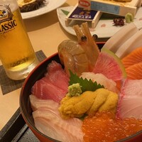 函館うに むらかみ 日本生命札幌ビル店 - 海鮮丼もあります
