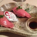 眞一館 - 炙りのお寿司