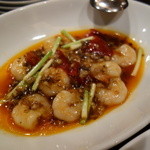 中国四川料理石林 - 四川エビチリ　豆板醤と花椒が効いています。本来はエビチリといえばこちら。尚唐辛子は食べないで下さいとの事。