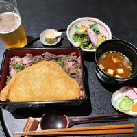 きつね - きつねすき焼き重