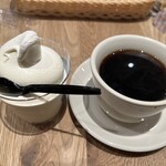 天然酵母の食パン専門店 つばめパン&Milk 名駅店 - 