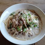 けや木 - この日は「鶏ごぼうの長芋クリームスパゲッティ」