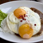 Eggs'n Things - ビーフシチューロコモコ