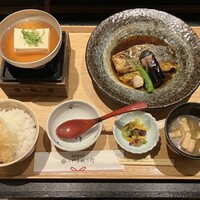 銀座米料亭 八代目儀兵衛 - 鰆の照り焼き御膳