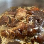 一文字カリー店 - チキンはスプーンでほぐれ、じゃがいもは大地の味がします