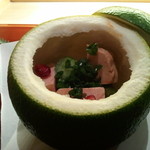 日本橋笈川 - 八寸のだいだいの器の中に鮟肝