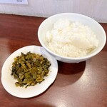 麺屋 七利屋 - 高菜と小ライス