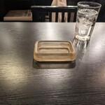 無 - テーブル
