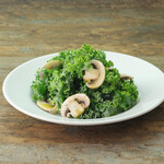 mushroom and kale salad