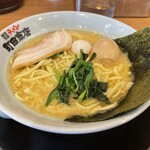 町田商店 - 醤油ラーメン・味玉付き